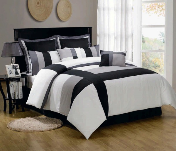 Queen-Bed-Comforter-Sets-with-patterned-black-and-white-and-additional-table-too-white-curtains