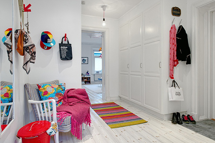 Color preferences in the Scandinavian style hallway