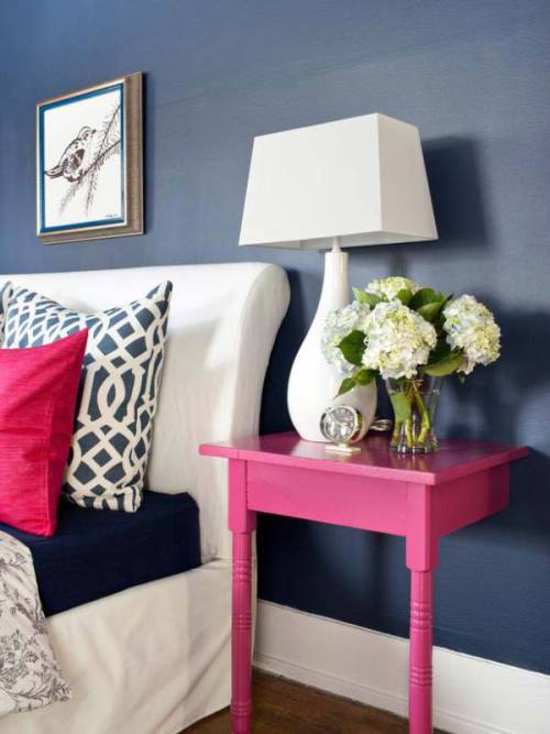 There is not enough space in the bedroom: where to put a bedside table or how to replace it?