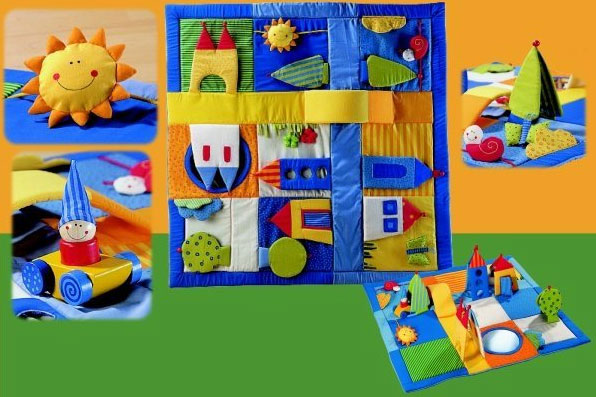 Interesting ideas for a developmental mat with tear-off toys