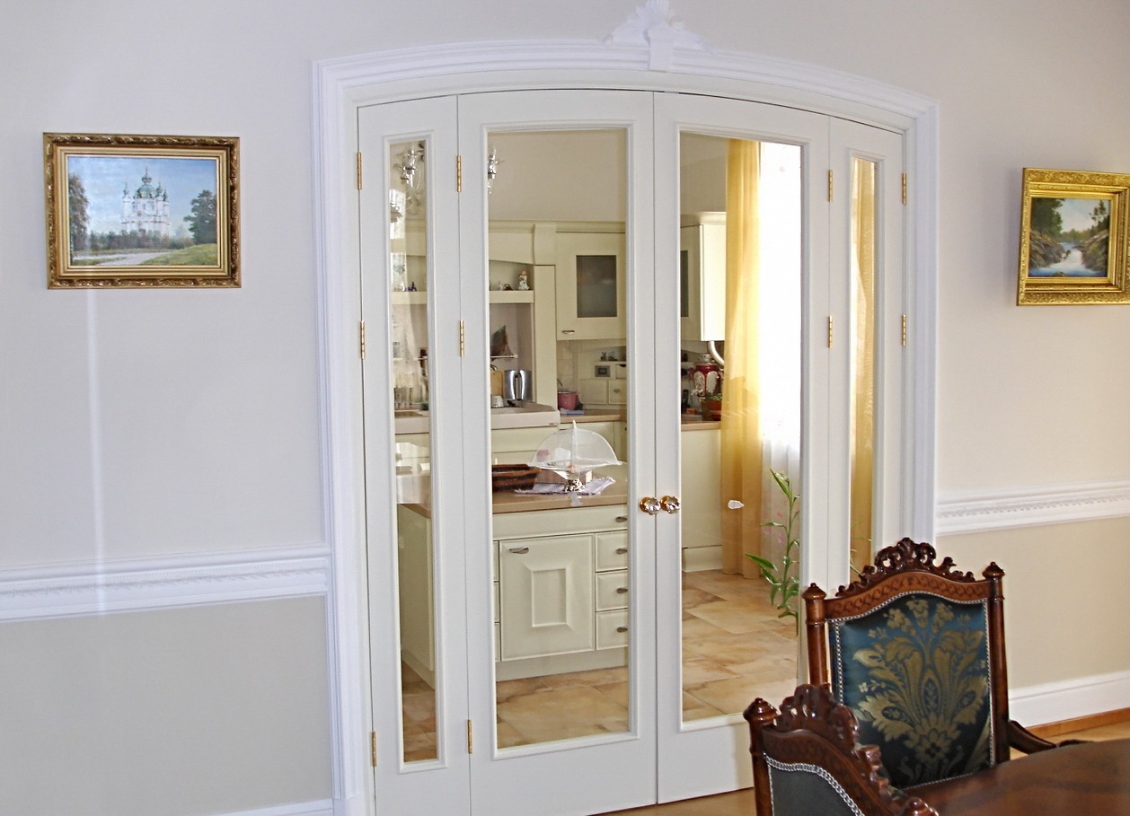 bright doors in a design with a shade of brown