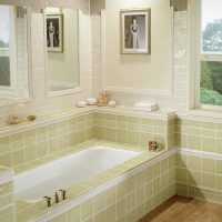 design lumineux d'une salle de bain avec douche en couleurs vives photo