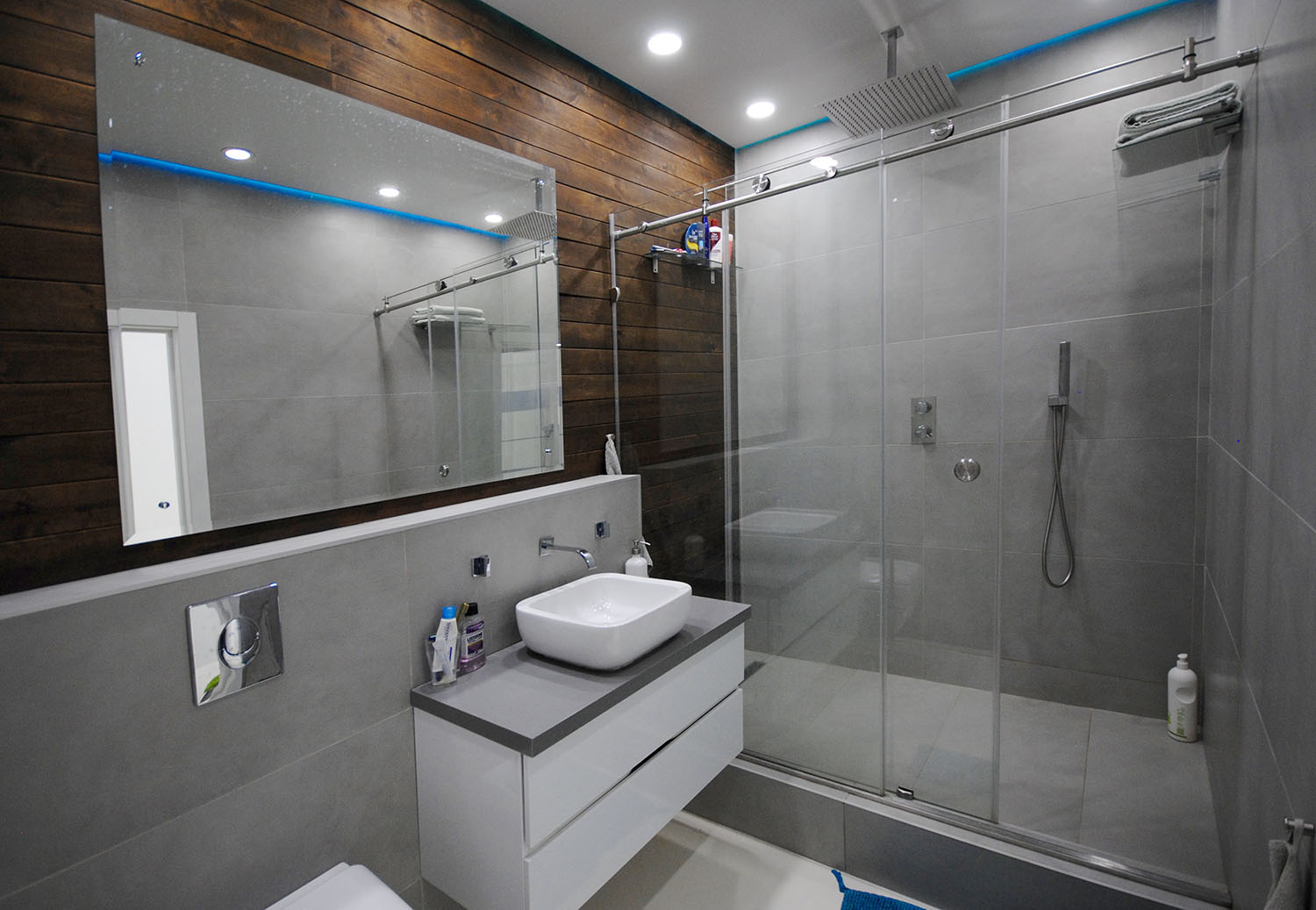 bright style bathroom with a light shower