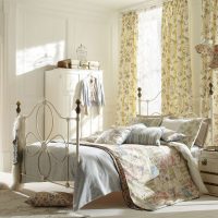 bright bedroom design in the style of shabby chic photo