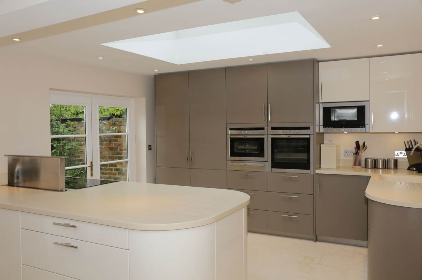 light beige kitchen design in minimalism style