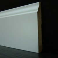 light foam baseboard in the interior of the apartment photo