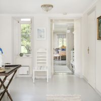 bright white floor in the style of an apartment picture
