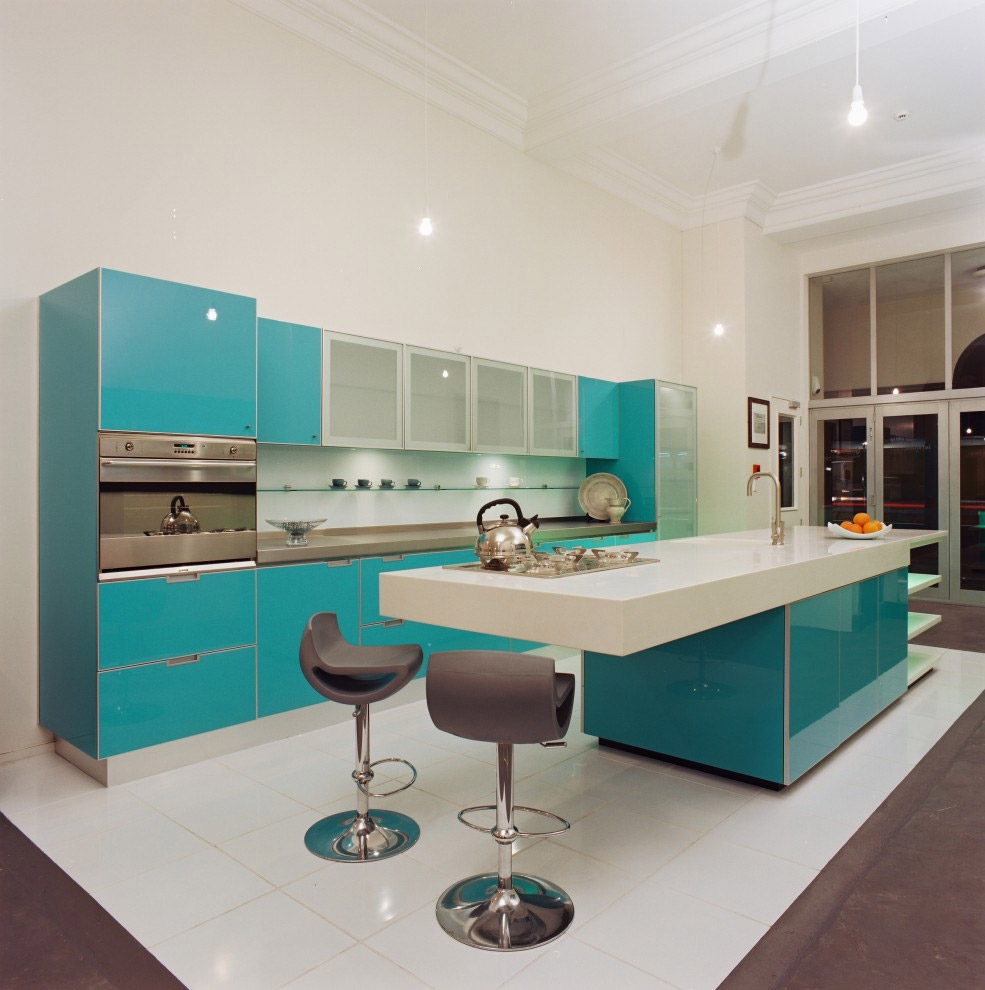 bright corridor style in turquoise color