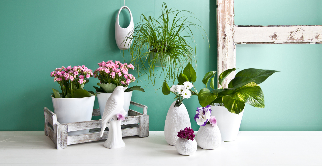 beautiful spring decor in the style of the corridor