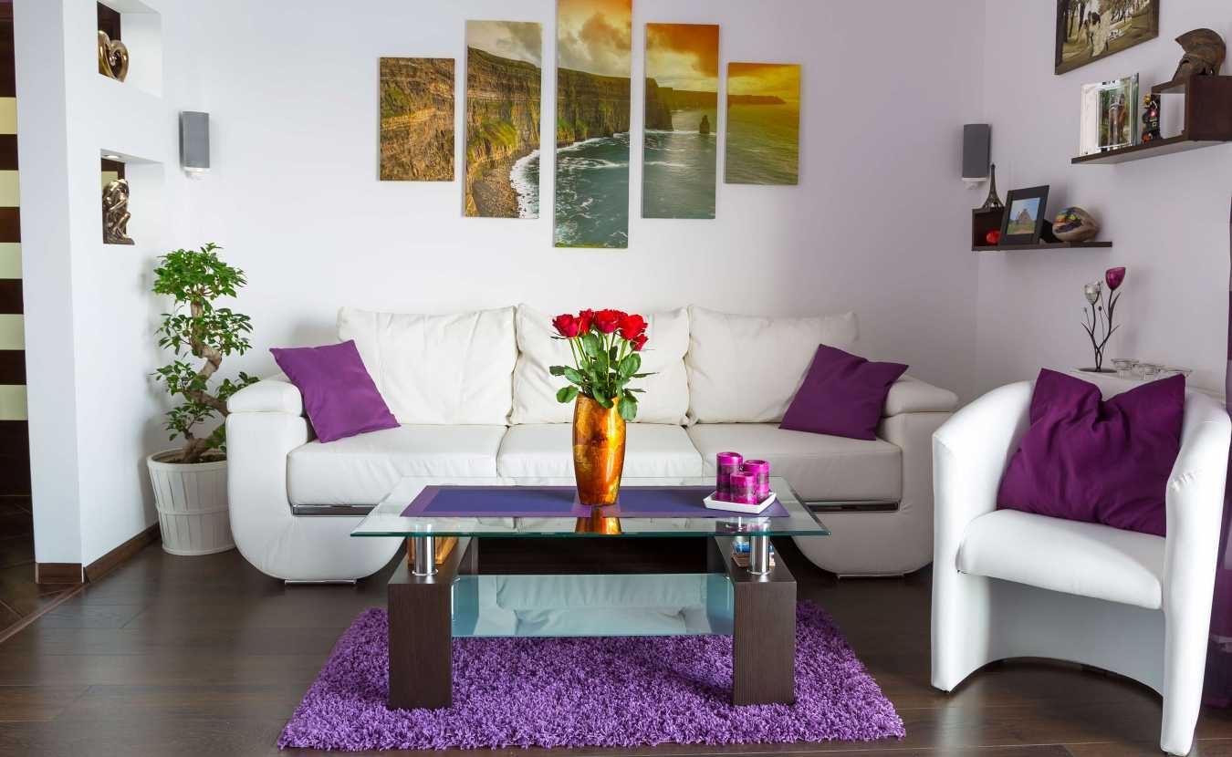 couloir de style magnifique en violet