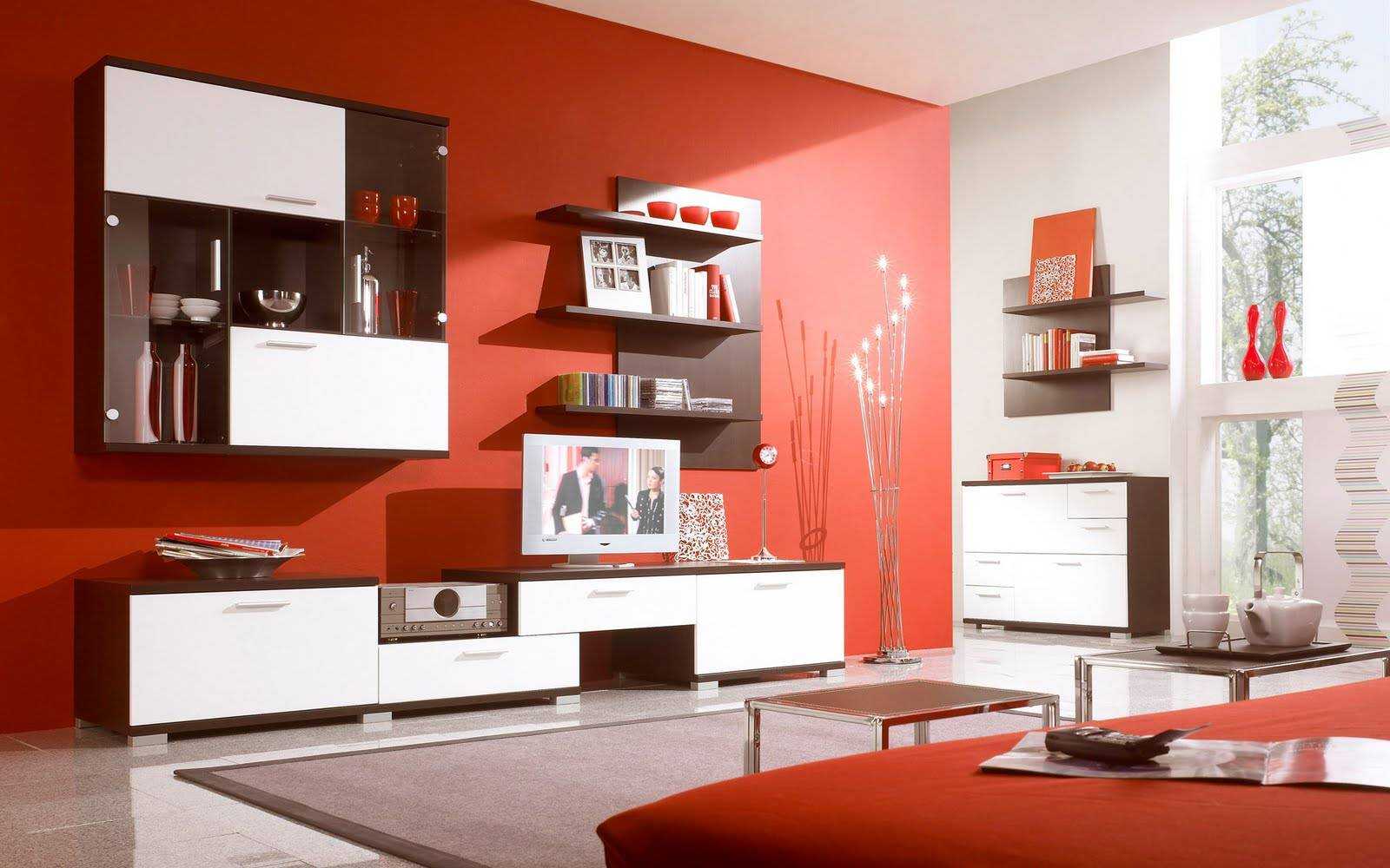 combining red with other colors in the design of the corridor