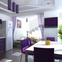 combinant lilas dans la photo intérieure de la cuisine