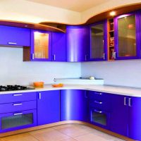 light kitchen decor in purple photo