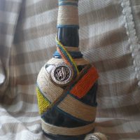 the idea of ​​the original design of the bottles with twine picture