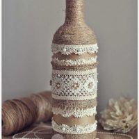 variant of chic decoration of champagne bottles with twine picture