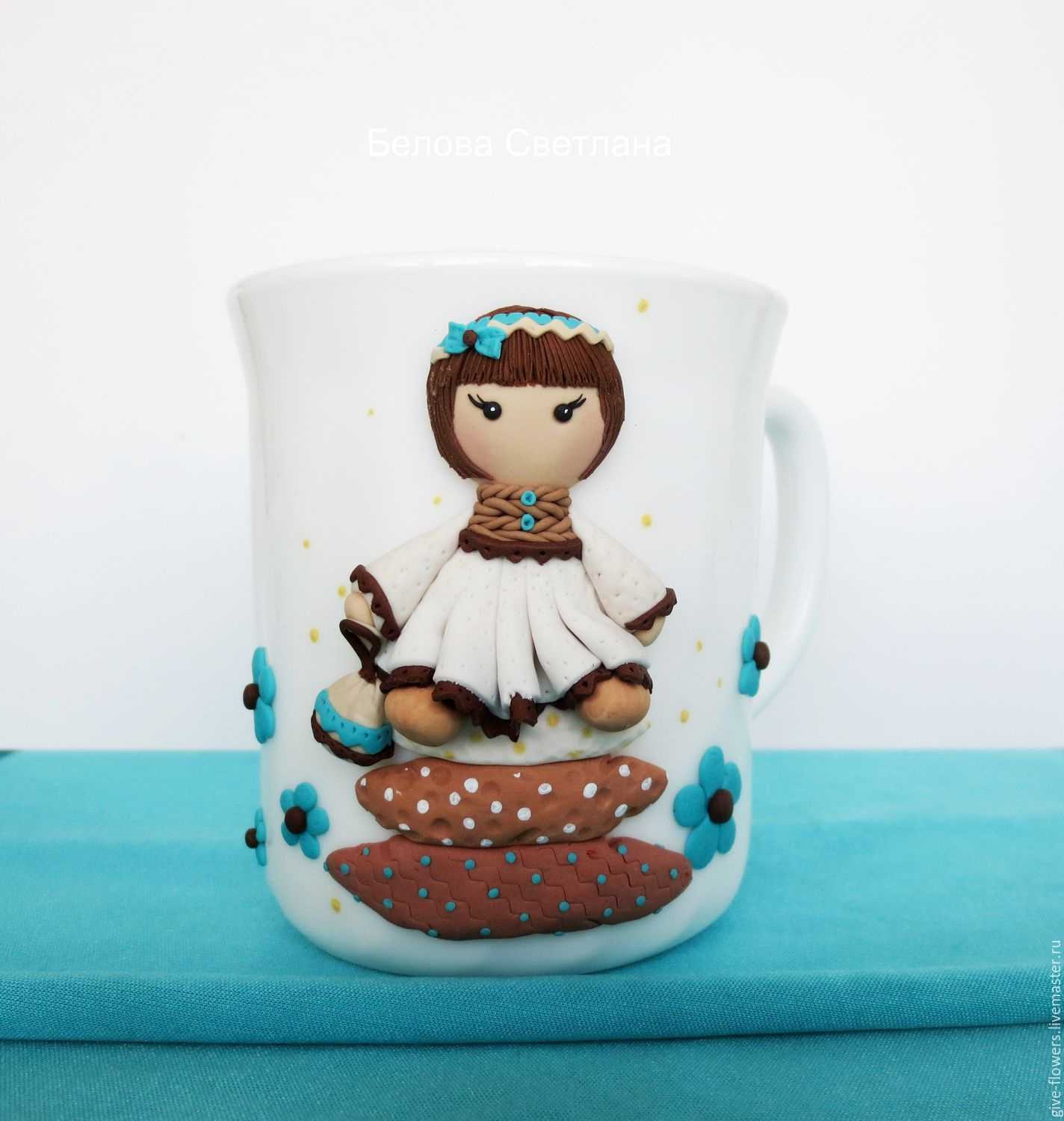 beautiful decoration of the mug with polymer clay animals at home