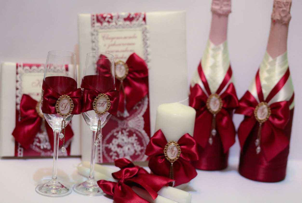 chic bottle decoration with decorative ribbons