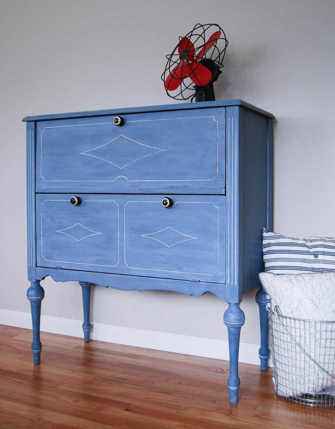do-it-yourself chest of drawers