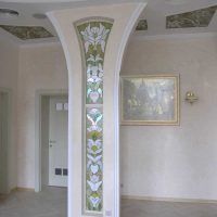 sandblasted stained-glass window in the design of the bedroom picture