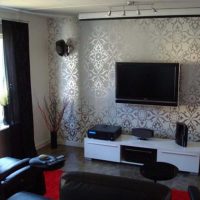 combination of original wallpapers in the decor of the living room picture