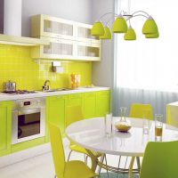 combination of light colors in the kitchen facade photo