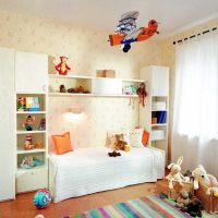 the idea of ​​brightly decorating a children's room picture