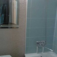 the idea of ​​beautiful decorative plaster in the decor of the bathroom photo