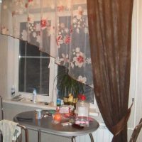 do-it-yourself unusual decoration of curtains picture