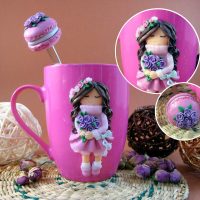 do-it-yourself bright decoration of the mug with polymer clay flowers picture