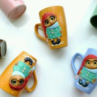 do-it-yourself mug decoration with polymer clay flowers photo