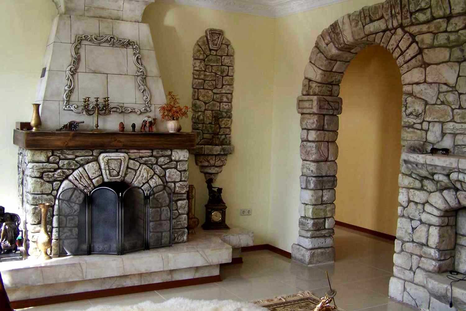the idea of ​​a beautiful decorative stone in the design of the apartment