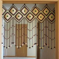 the idea of ​​unusual decorative curtains in the interior of the room picture