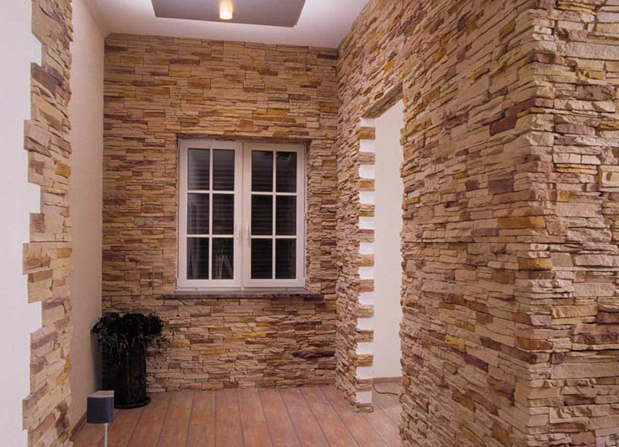 the idea of ​​using a beautiful decorative brick in the interior of the living room