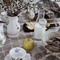 the idea of ​​a beautiful table decoration picture