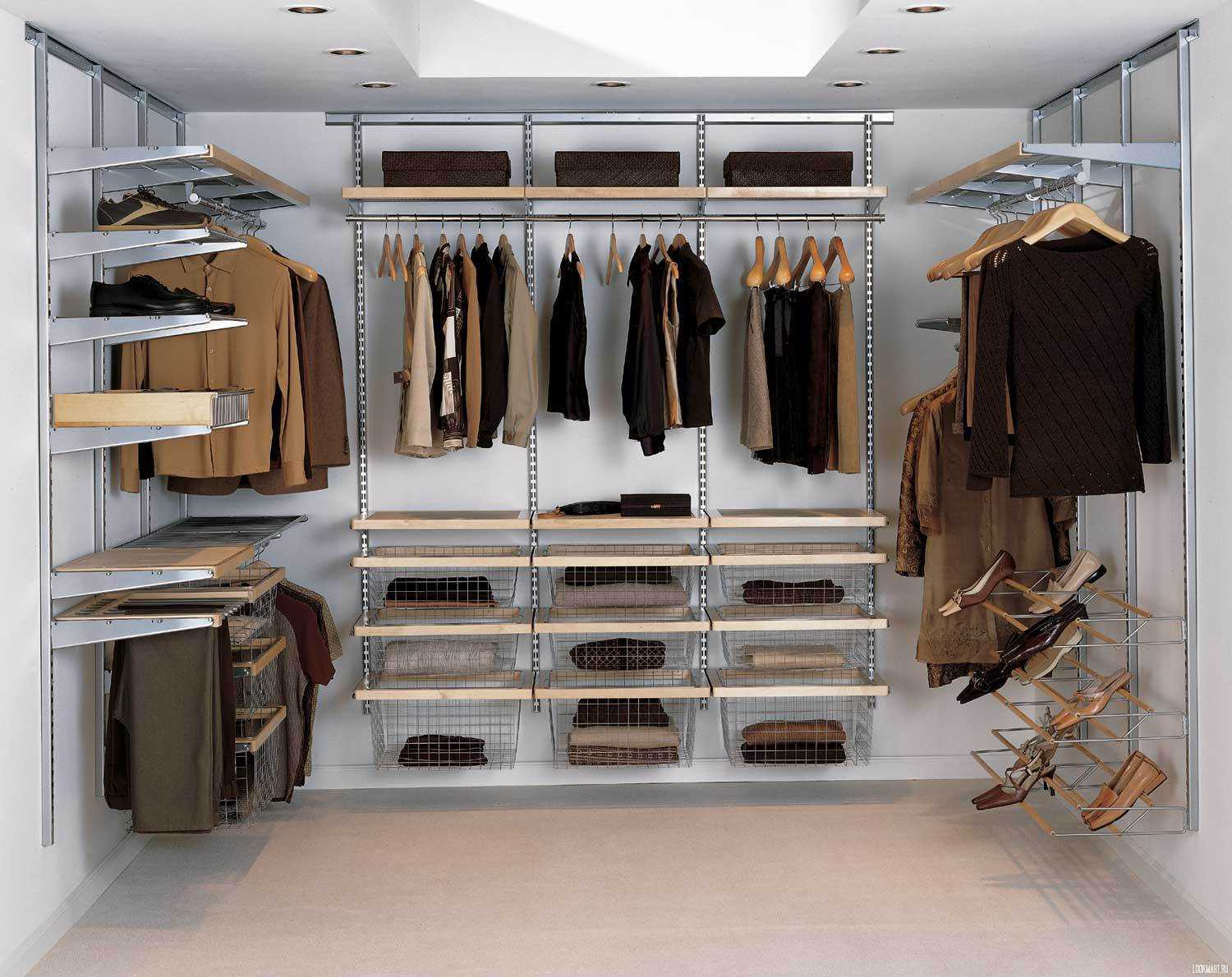 version of the modern style of the dressing room