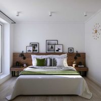 versione degli splendidi interni della stanza in colori vivaci in una foto in stile moderno