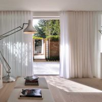 versione degli splendidi interni del soggiorno in stile minimalista foto