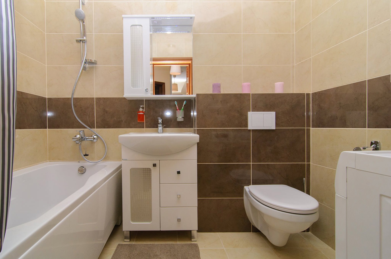 An example of a light bathroom interior in beige color