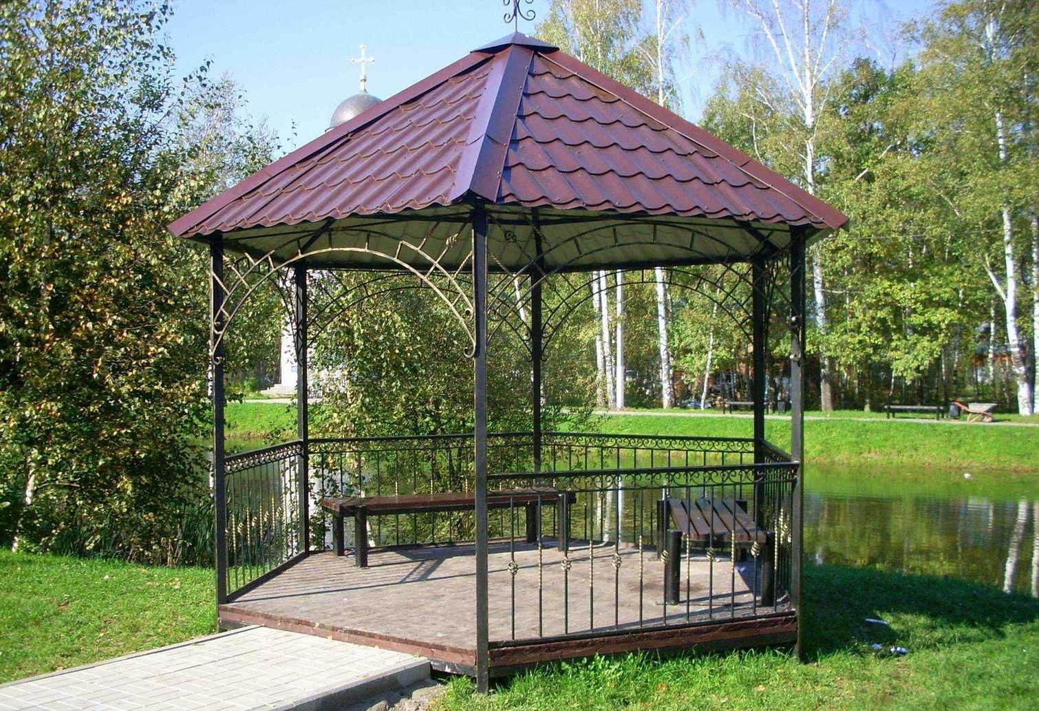 variant of the unusual design of the gazebo