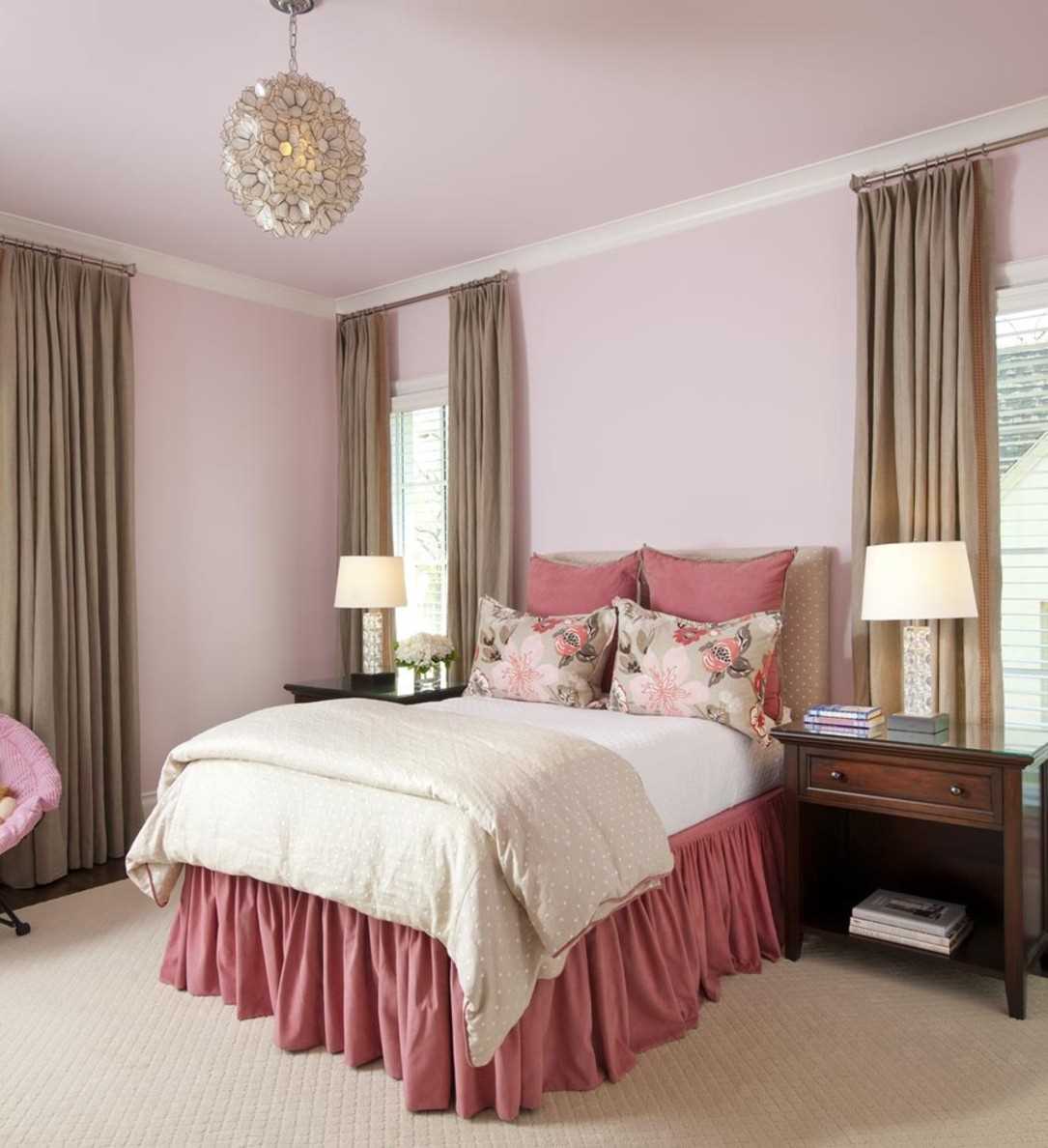 Un esempio di utilizzo del rosa in un appartamento luminoso
