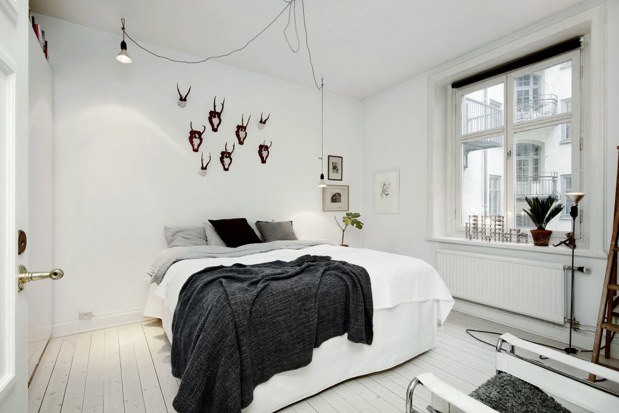 Bright Scandinavian-style room decor