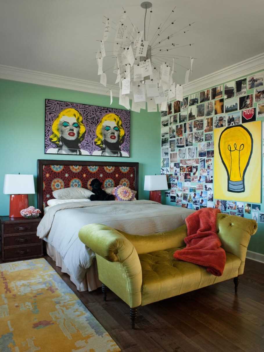 an example of using a light room decor in retro style