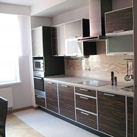 An example of a beautiful style of kitchen 9 sq. m picture