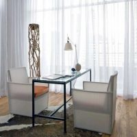 idea of ​​using modern curtains in a bright design photo room