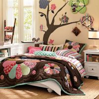 the idea of ​​a beautiful bedroom decor in the style of patchwork photo