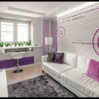 variant of the bright decor of the living room 18 sq.m. picture