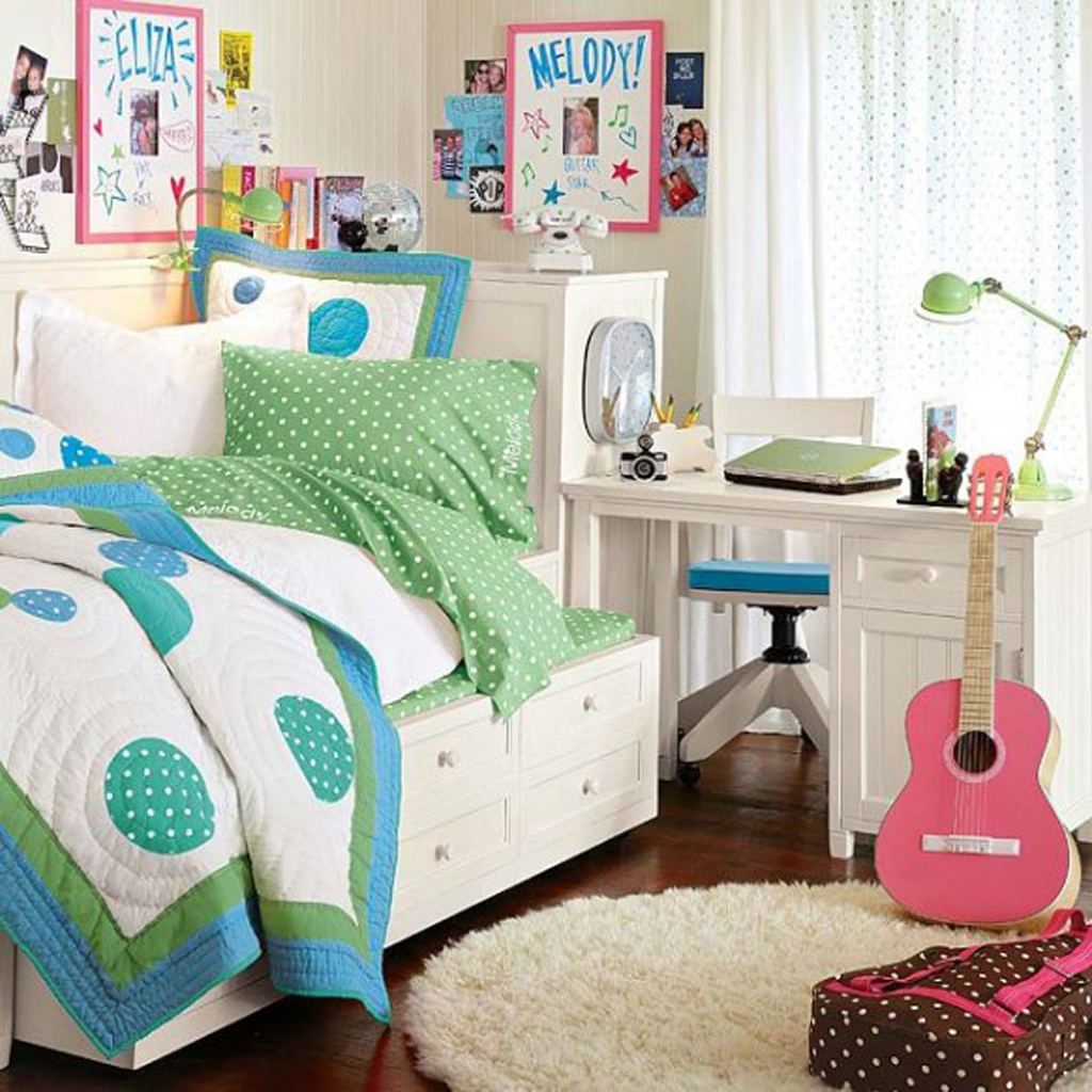 idea of ​​a bright interior of a bedroom for a girl in a modern style
