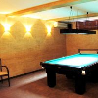 idea of ​​a light decor of a billiard room photo