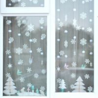 décoration de fenêtre pour la nouvelle année