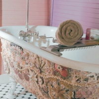 kriauklių dekoro vonios kambarys